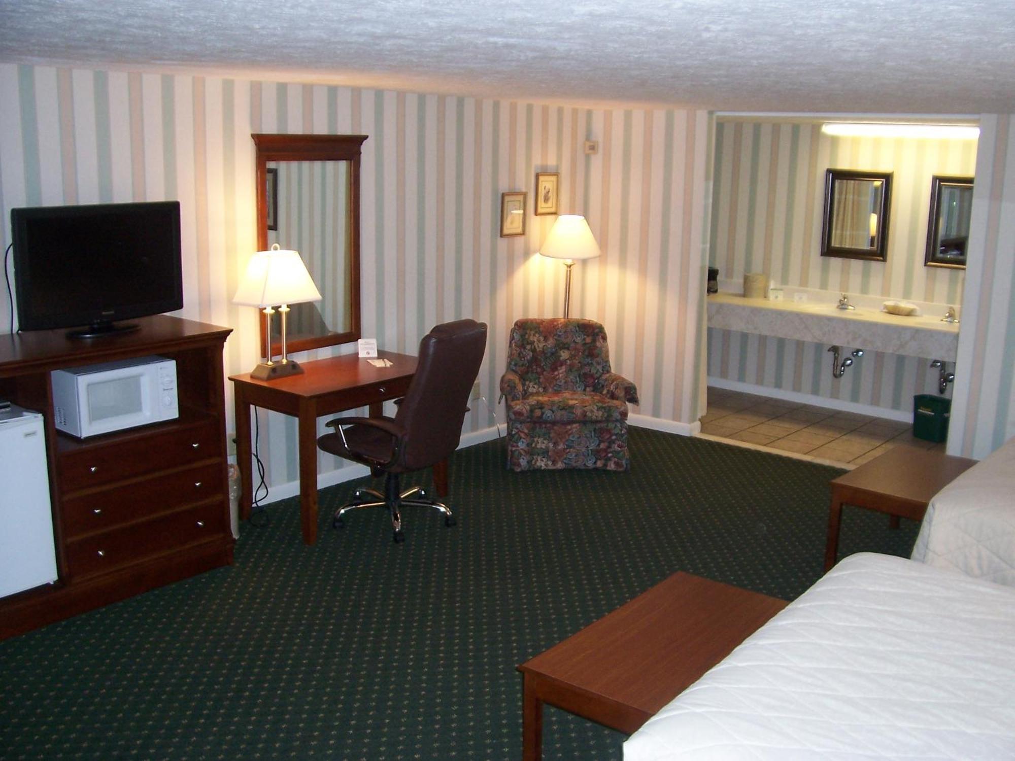 The Village Inn Harrisonburg Bagian luar foto