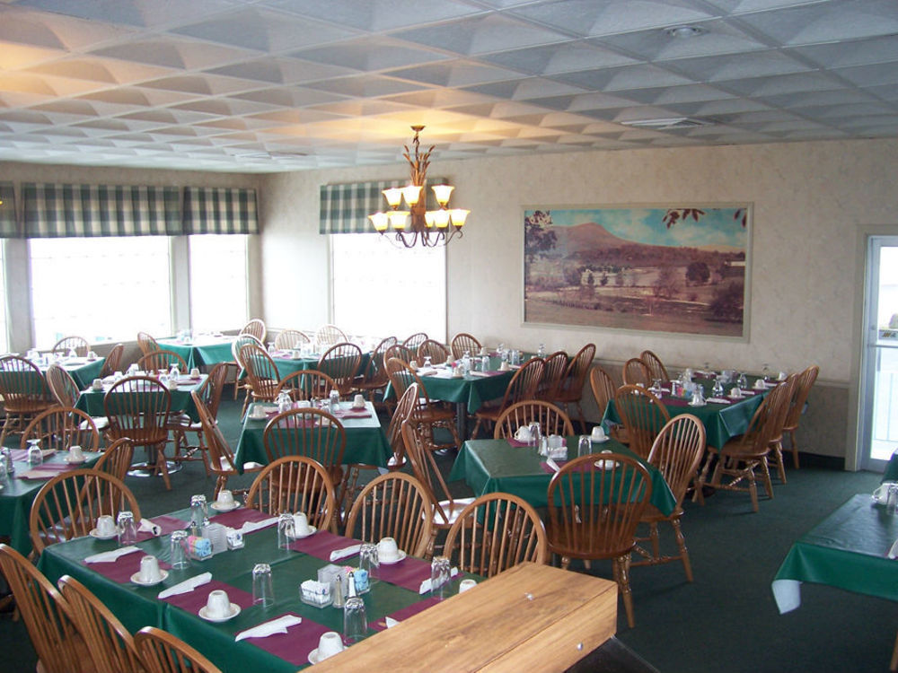 The Village Inn Harrisonburg Bagian luar foto