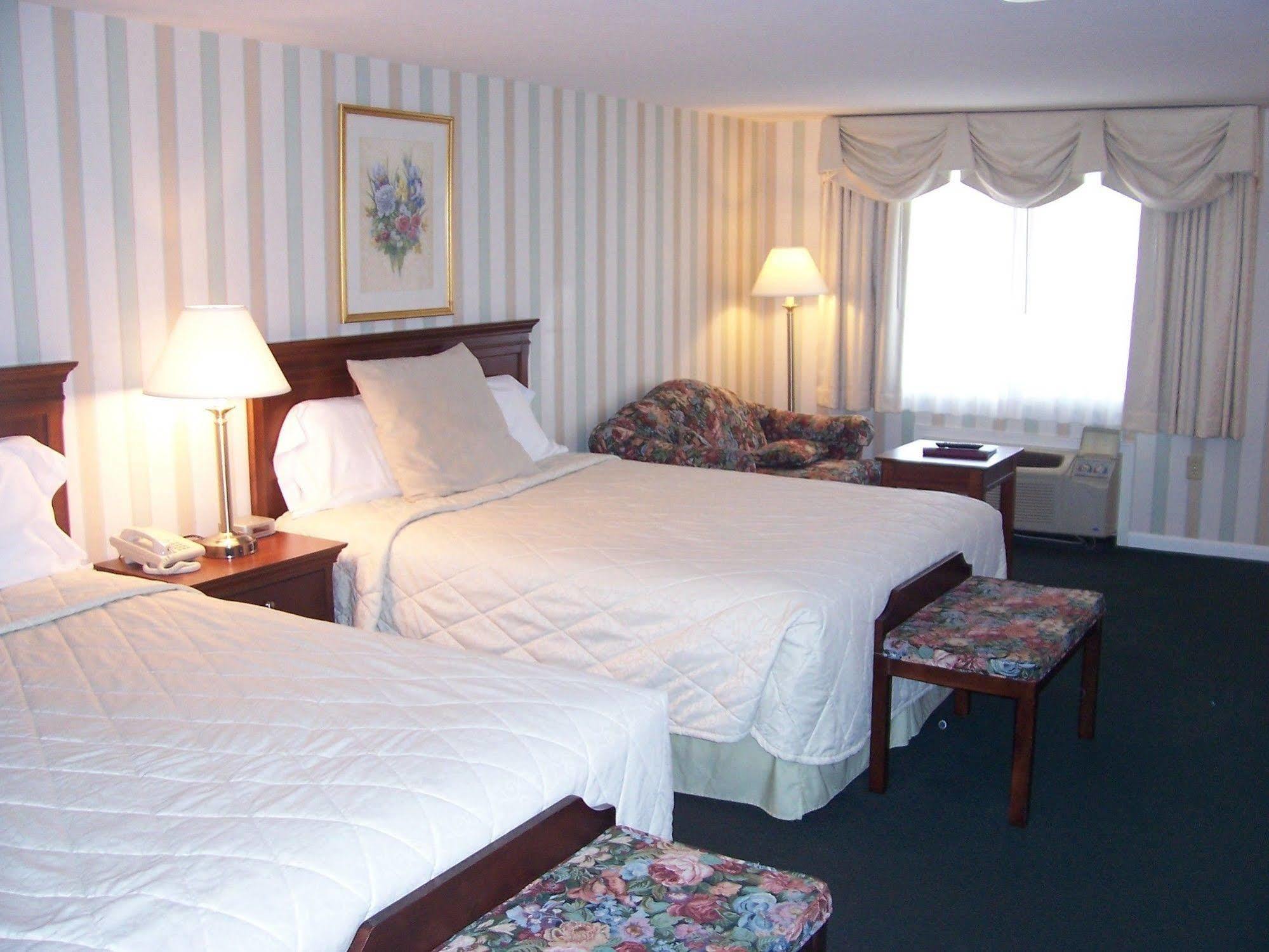 The Village Inn Harrisonburg Bagian luar foto